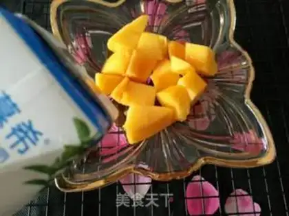 Make Mango yogurt salad step 4