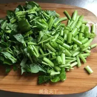 Make Garlic cabbage step 1