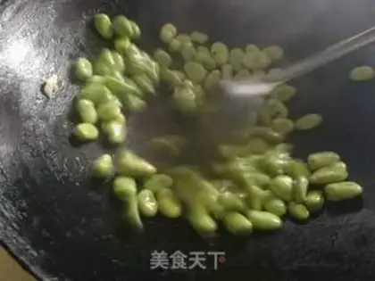 Make Garlic beans step 4