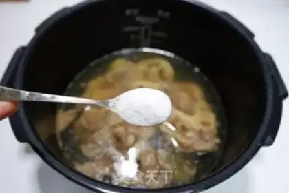 Make Cowtail soup step 5