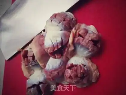Make Spicy duck head step 2