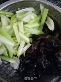 Make Woodnut celery step 3