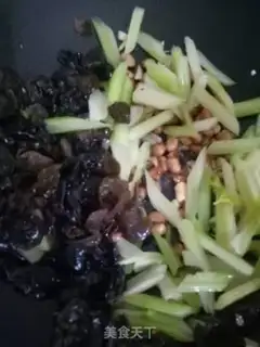 Make Woodnut celery step 7