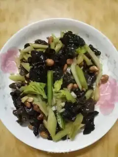 Make Woodnut celery step 8