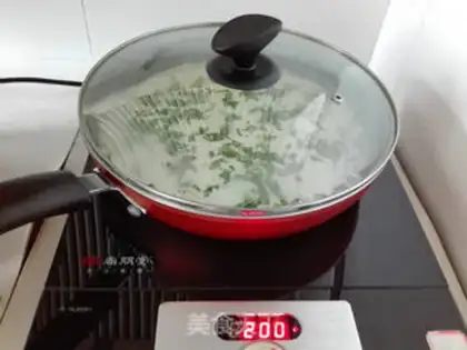 Make Quick-on-on-on-fast-noodle pancakes step 5