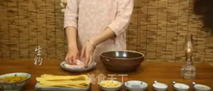 Make ♪ The guacamole ♪ step 0