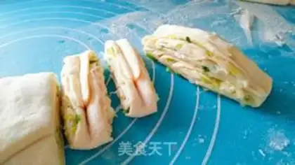 Make Onion rolls step 8