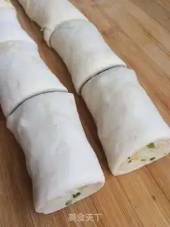 Make Onion rolls step 8
