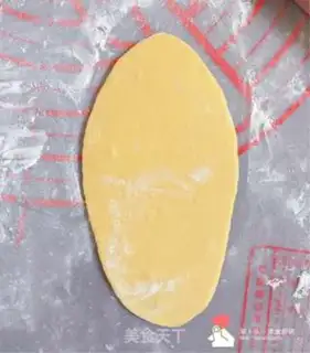 Make Apple buns step 1