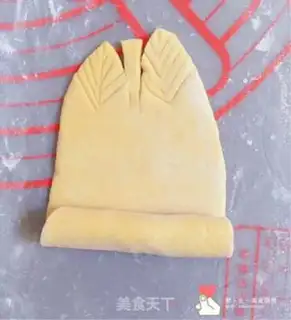 Make Apple buns step 3