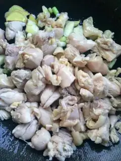 Make Chicken with wine step 5
