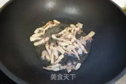 Make A dry pot of tea and mushrooms step 6