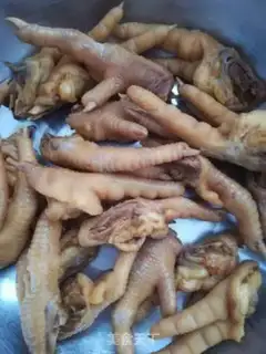 Make Frozen chicken claws step 7