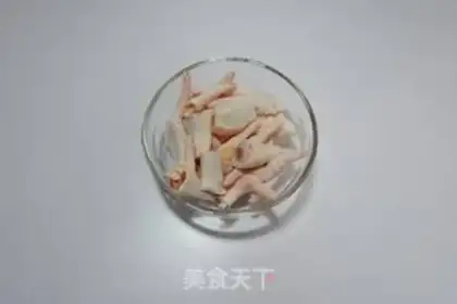 Make Poppy chicken claws step 0