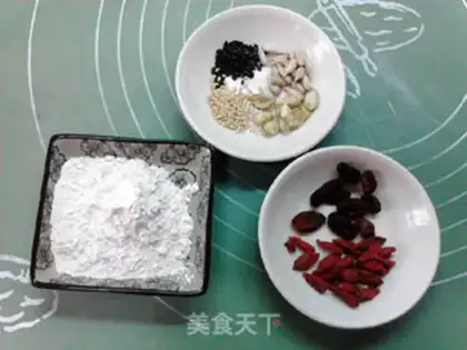 Make The fruit and powder step 0