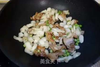 Make Horseshoe fried meat step 6