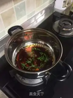 Make Tomato shrimp sauerkraut step 1