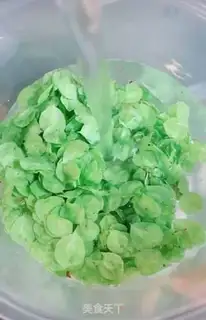 Make Gorgeous eggcake step 1