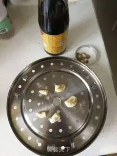 Make Seafood salad step 2