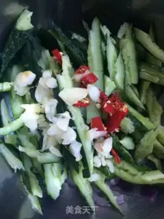 Make Onion cucumbers step 4