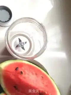 Make Watermelon juice step 0