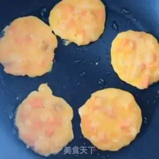 Make Salmon rice cake step 5
