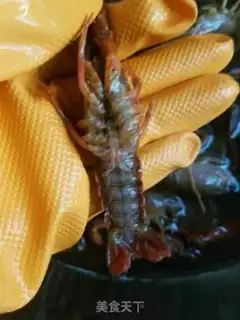 Make Garlic lobster step 1