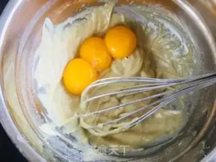 Make Suffering lemon candy with empty cake step 2