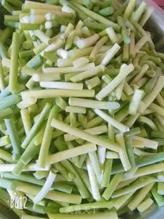 Make Garlic fried meat step 0
