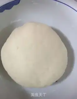 Make An egg box of celery step 2