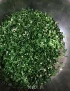 Make An egg box of celery step 3