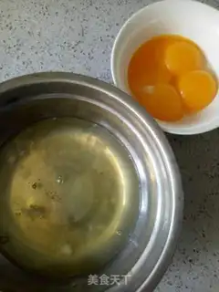 Make Three-coloured eggs step 0
