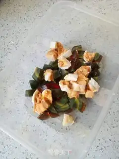 Make Three-coloured eggs step 5