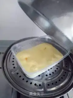 Make Three-coloured eggs step 9