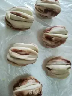 Make Red bean rolls step 4