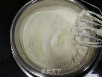 Make Butter fruit birthday cake step 17