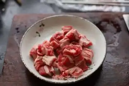 Make Tomato oxen carrots step 0