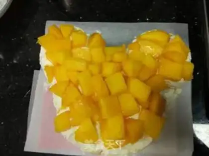 Make Butter fruit birthday cake step 22