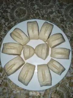 Make White buns step 5