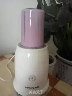 Make Blue apple milkshake step 3