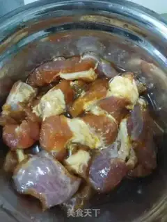 Make Mouth-stutch potatoes and steak step 1