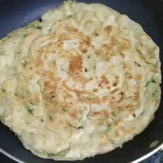 Make Onion cake step 12