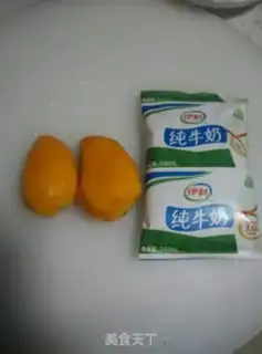 Make Mango milkshake step 0