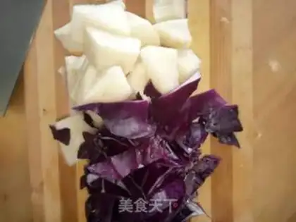Make A summer drink of violet kale step 1