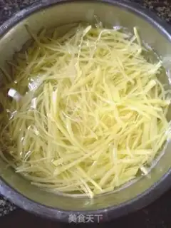 Make Onion potatoes step 1