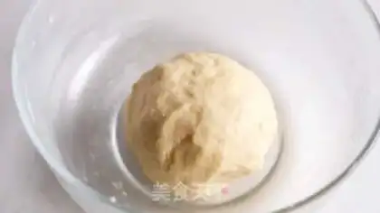 Make Strawberry caramel apple pie step 3