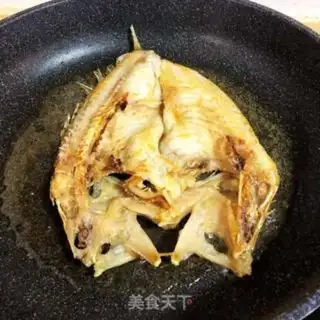 Make The family stinks of fish step 3