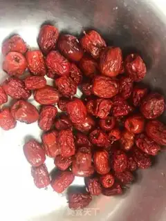 Make ♪ ♪ Purple red dates ♪ step 1