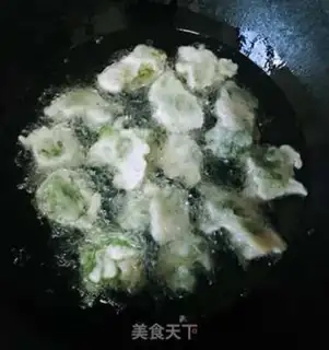 Make Celery leaves, potatoes step 3