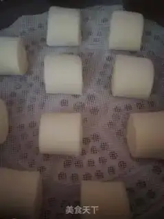 Make Slice the buns step 5